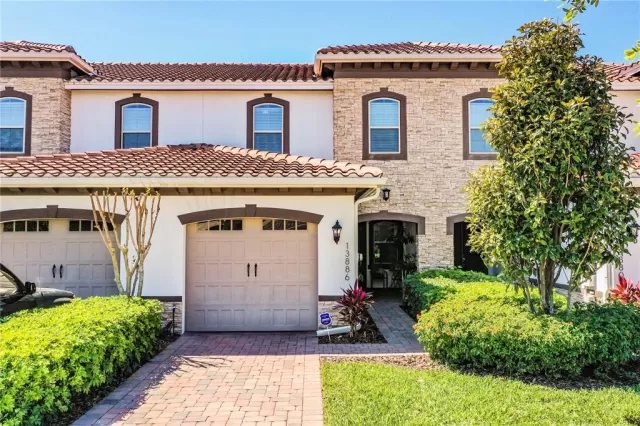 MLS: L4936402 Condo For Sale