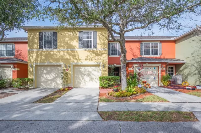 MLS: L4941163 Condo For Sale