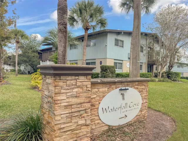 MLS: L4957574 Condo For Sale