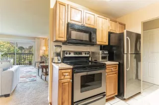 Photo #6: L4957574 Listing 