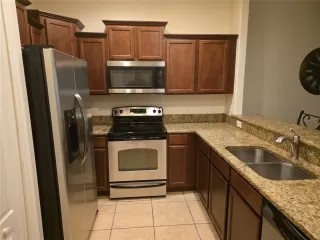 Photo #4: L4959957 Listing