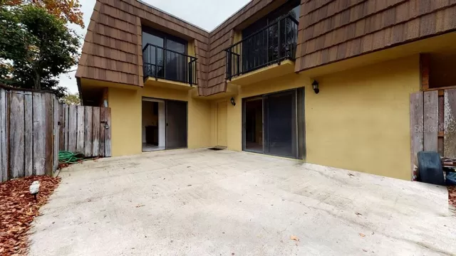 MLS: N6113112 Condo For Sale
