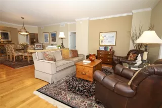 Photo #4: NS1085424 Listing 