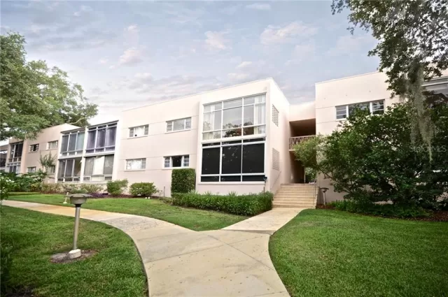 MLS: O5789386 Condo For Sale