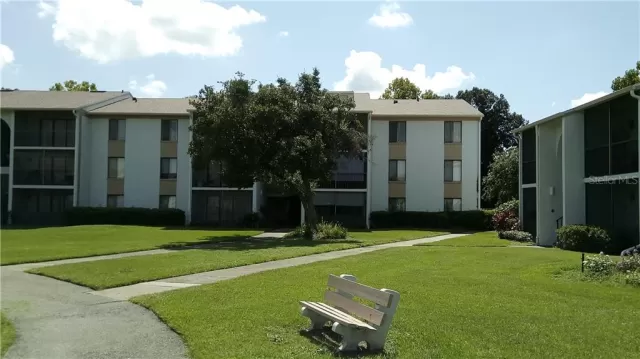 MLS: O5800006 Condo For Sale