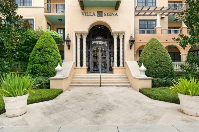 MLS: O5803451 Condo For Sale