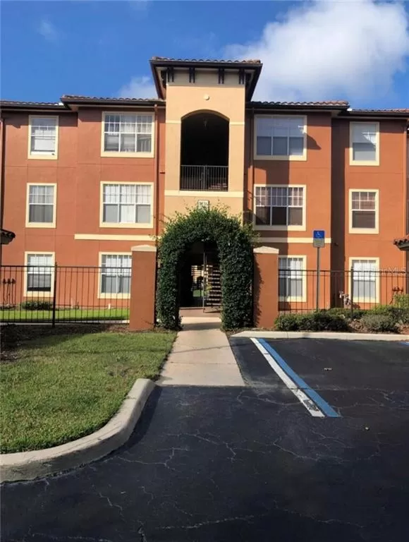 MLS: O5807067 Condo For Sale