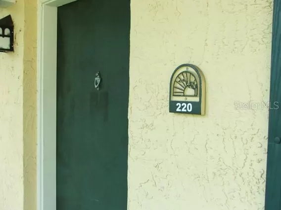 MLS: O5810213 Condo For Sale