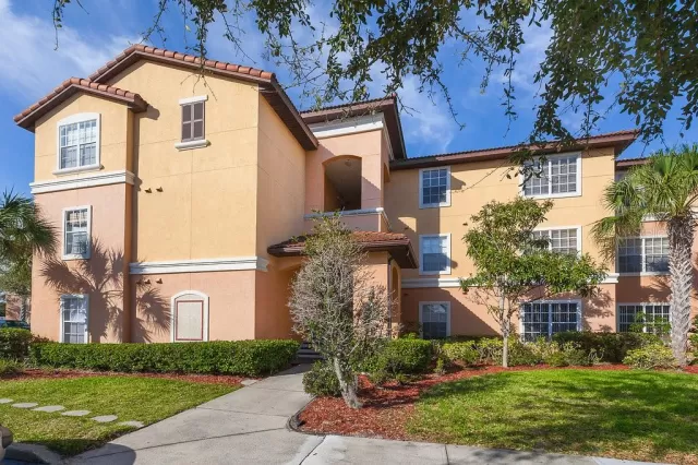 MLS: O5811073 Condo For Sale