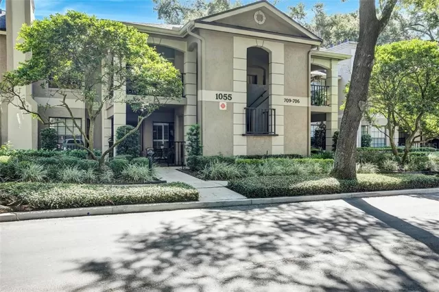 MLS: O5813780 Condo For Sale