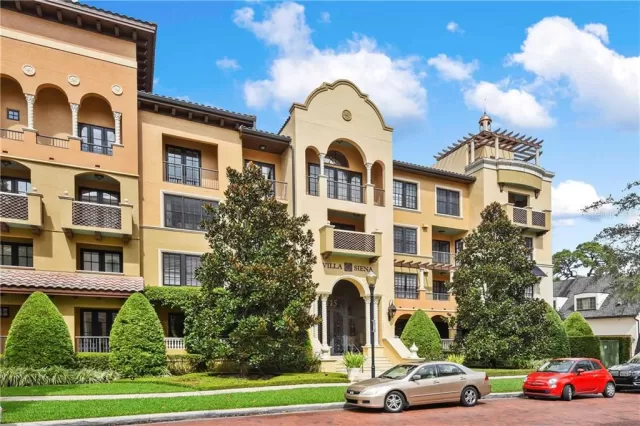 MLS: O5817667 Condo For Sale