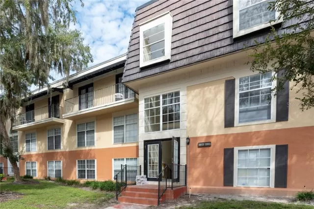 MLS: O5820091 Condo For Sale