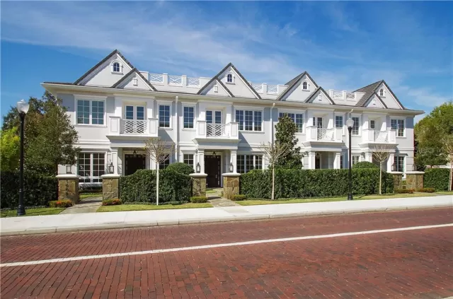 MLS: O5821476 Condo For Sale