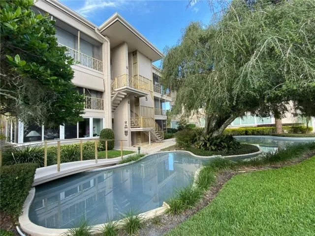 MLS: O5827359 Condo For Sale