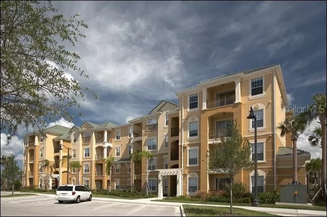 MLS: O5832156 Condo For Sale