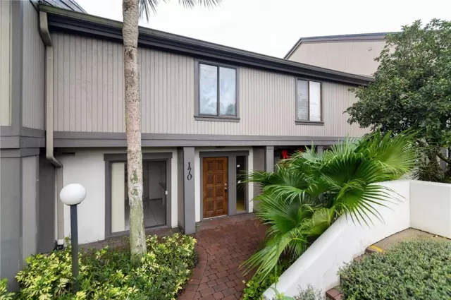 MLS: O5833554 Condo For Sale