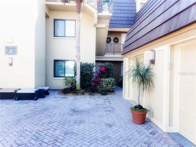 MLS: O5835299 Condo For Sale