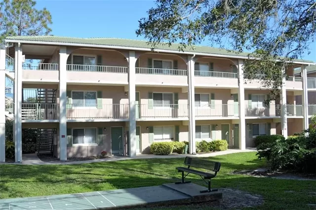 MLS: O5835682 Condo For Sale