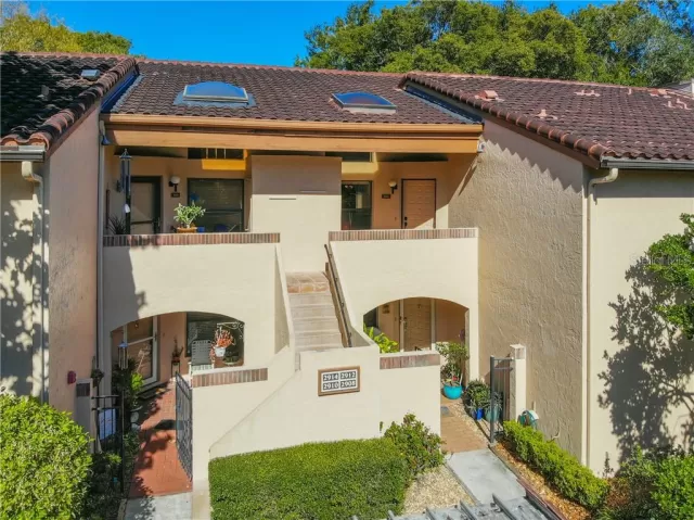 MLS: O5835833 Condo For Sale