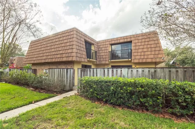 MLS: O5837037 Condo For Sale