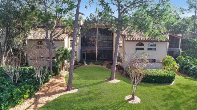 MLS: O5838088 Condo For Sale