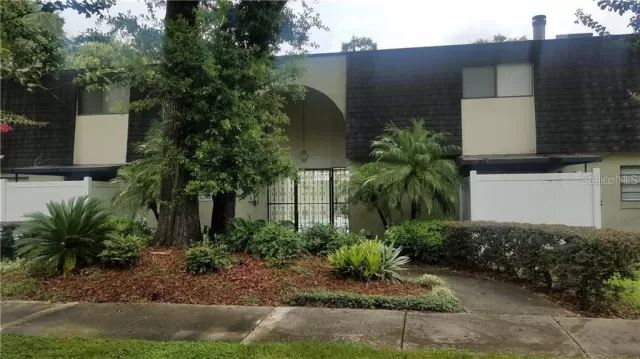 MLS: O5838118 Condo For Sale