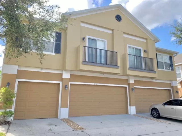 MLS: O5838821 Condo For Sale