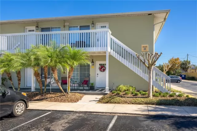 MLS: O5840725 Condo For Sale