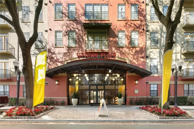 MLS: O5841468 Condo For Sale