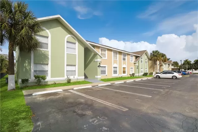 MLS: O5841931 Condo For Sale