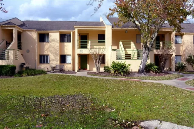 MLS: O5842496 Condo For Sale