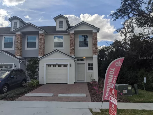 MLS: O5843279 Condo For Sale