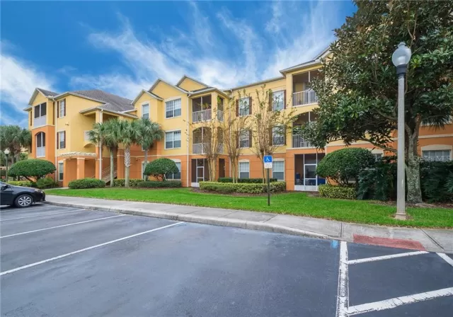 MLS: O5846208 Condo For Sale