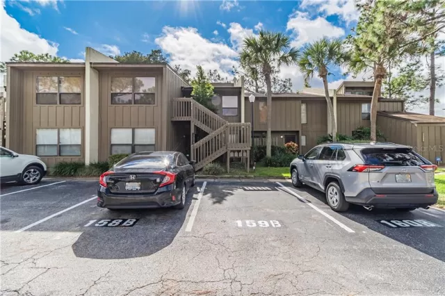 MLS: O5846223 Condo For Sale