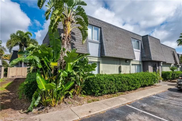 MLS: O5846445 Condo For Sale