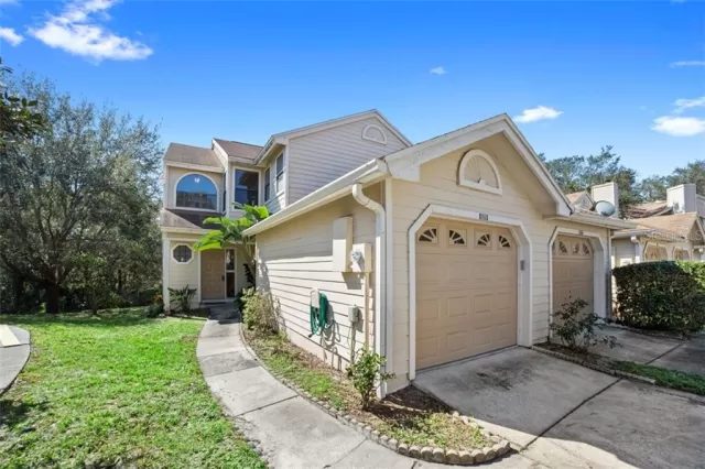 MLS: O5847304 Condo For Sale