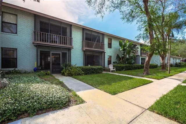 MLS: O5847639 Condo For Sale