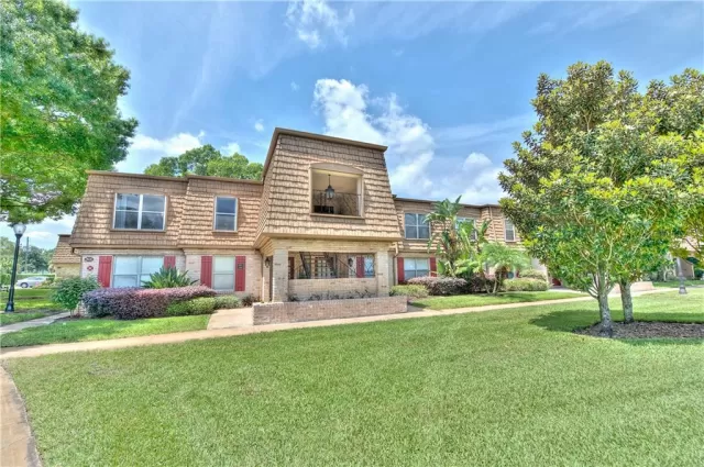 MLS: O5848693 Condo For Sale