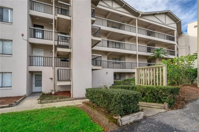 MLS: O5848981 Condo For Sale