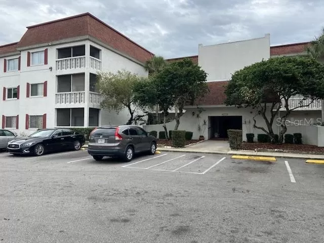 MLS: O5850233 Condo For Sale