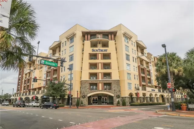 MLS: O5850995 Condo For Sale