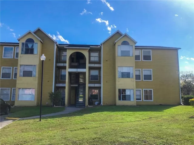 MLS: O5851494 Condo For Sale