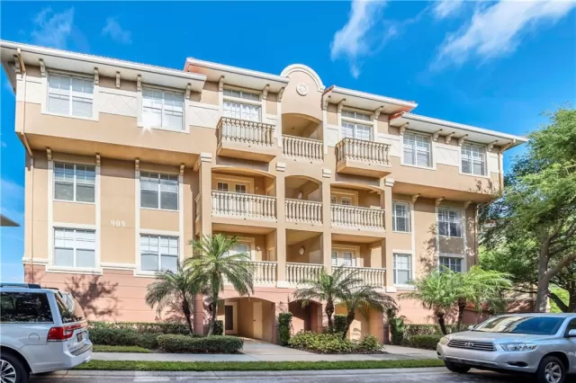 MLS: O5851960 Condo For Sale