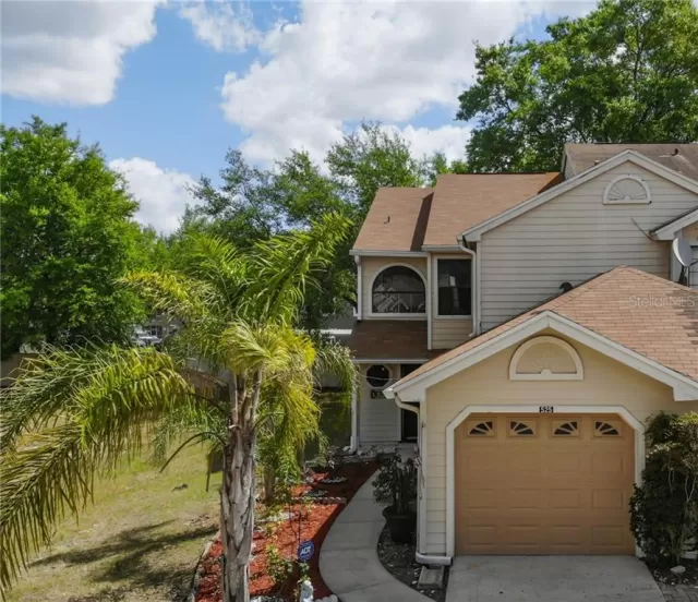 MLS: O5852834 Condo For Sale