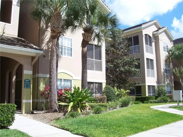 MLS: O5852838 Condo For Sale
