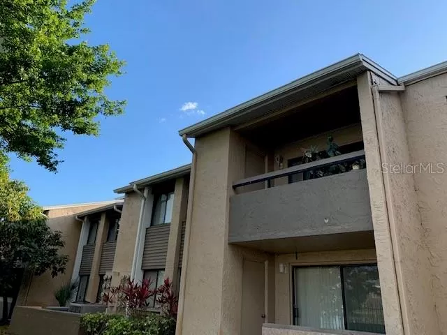 MLS: O5853072 Condo For Sale