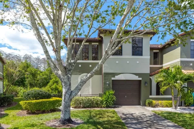 MLS: O5853119 Condo For Sale