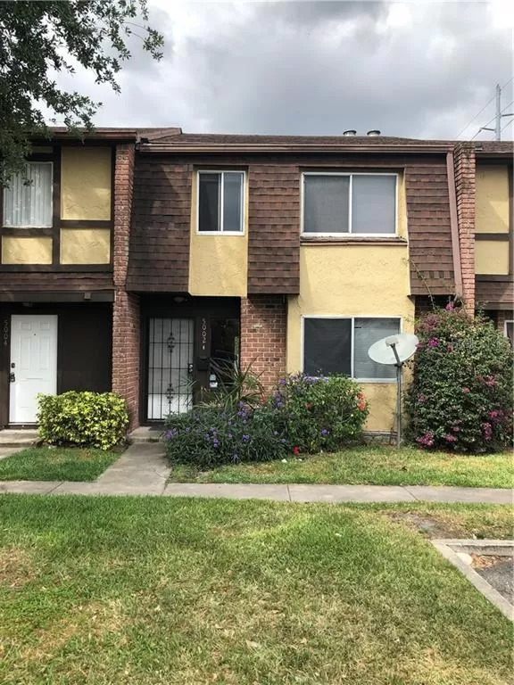 MLS: O5853380 Condo For Sale