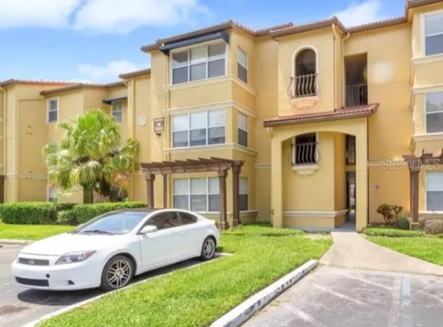 MLS: O5853419 Condo For Sale