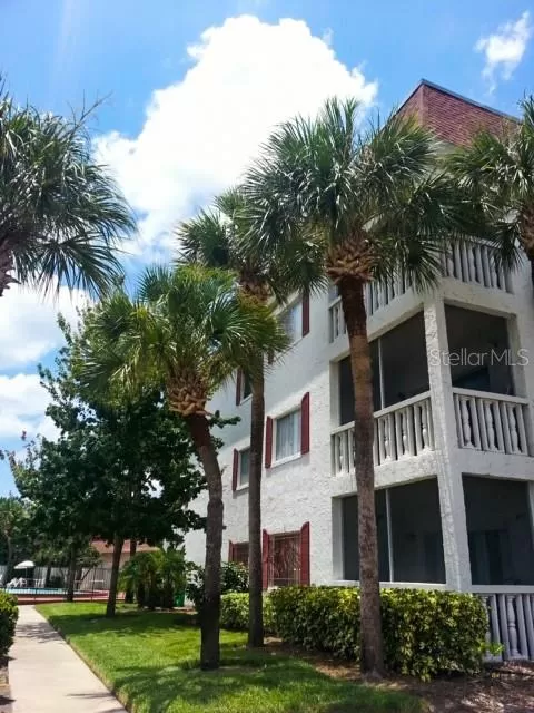 MLS: O5853516 Condo For Sale